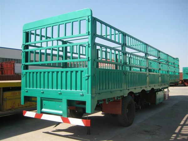 点击查看详细信息　标题：仓栅式运输半挂车　 阅读次数：106