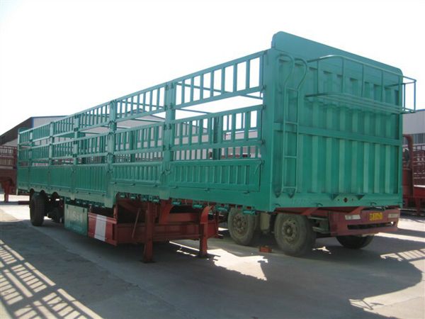 点击查看详细信息　标题：仓栅式运输半挂车　 阅读次数：152
