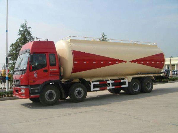 点击查看详细信息　标题：粉粒物料运输半挂车 阅读次数：421